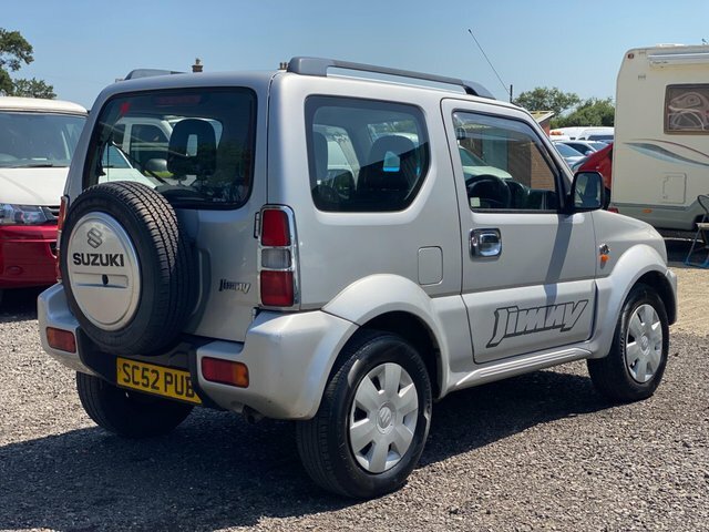 Suzuki Jimny 1.3 Jlx Silver #4