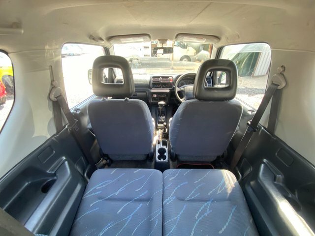 Suzuki Jimny 1.3 Mode Red #42