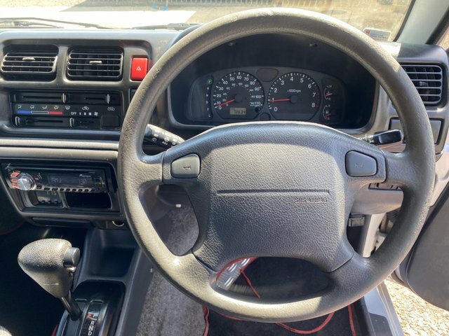 Suzuki Jimny 1.3 Mode Red #8