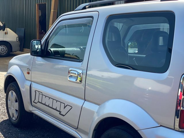 Suzuki Jimny 1.3 Mode Red #27