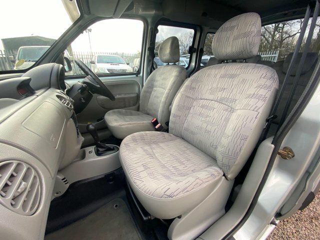 Renault Kangoo Kangoo Sl19dci 70 Euro 3 White #21