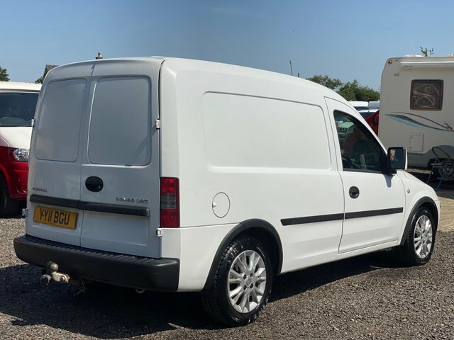 Vauxhall Combo 1.3 Cdti 1700 Ecoflex 16V Se White #4