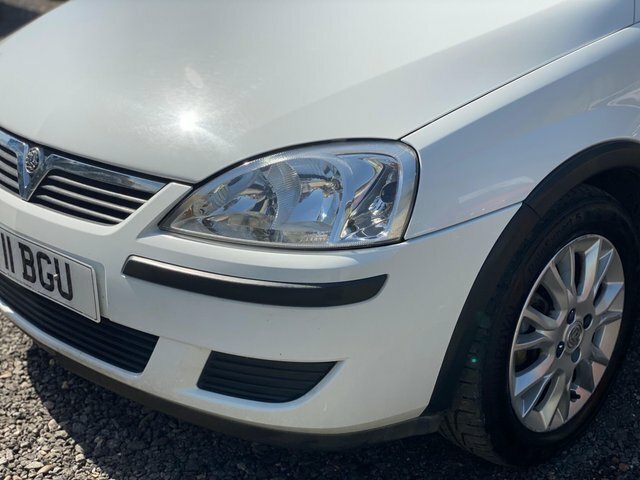 Vauxhall Combo 1.3L Se White #24