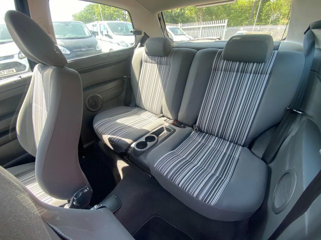 Volkswagen Fox Urban Fox Silver #12