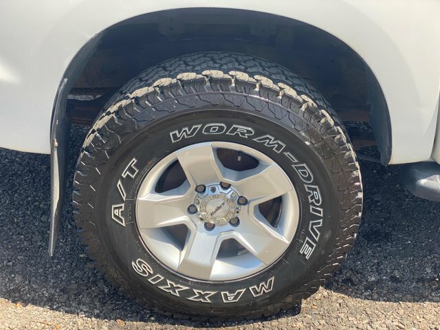 Toyota HILUX Invincible 4X4 D-4d Double Silver #53
