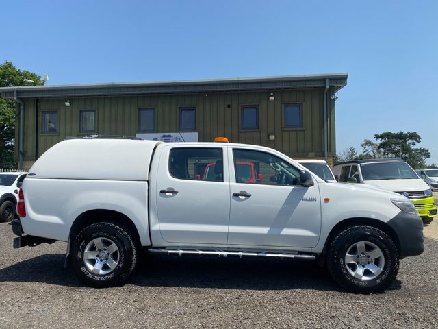 Toyota HILUX Invincible 4X4 D-4d Double Silver #21
