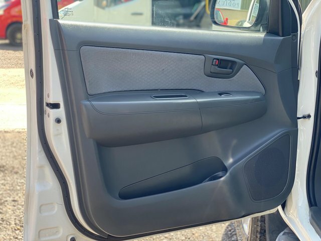 Toyota HILUX Invincible 4X4 D-4d Double Silver #51