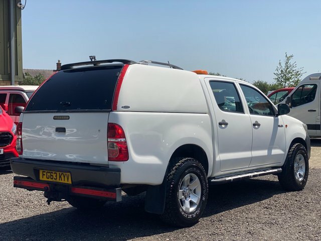 Toyota HILUX Invincible 4X4 D-4d Double Silver #4