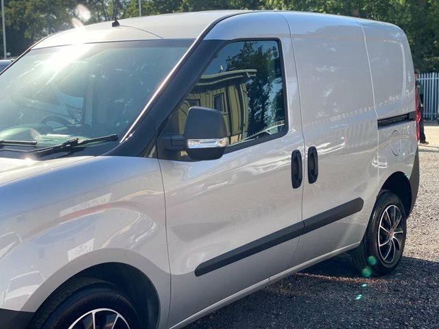 Fiat Doblo Doblo 16V Tecnico Multijet II White #28