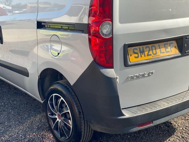 Fiat Doblo Doblo 16V Tecnico Multijet II White #29