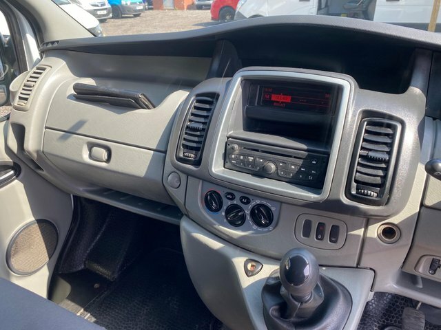 Vauxhall Vivaro 2.0Cdti 90Ps Van 2.9T White #7