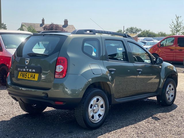 Dacia Duster 1.5 Dci Ambiance Euro 5 Green #4