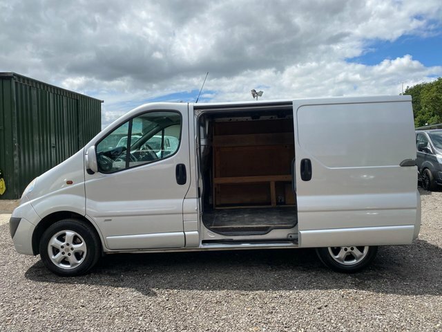 Vauxhall Vivaro Panel Van 2.0 2900 Cdti Sportive Fwd L3 2013 Silver #11