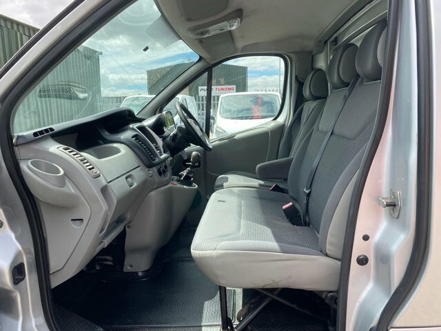 Vauxhall Vivaro Panel Van 2.0 2900 Cdti Sportive Fwd L3 2013 Silver #42