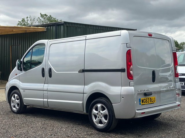Vauxhall Vivaro Panel Van 2.0 2900 Cdti Sportive Fwd L3 2013 Silver #3