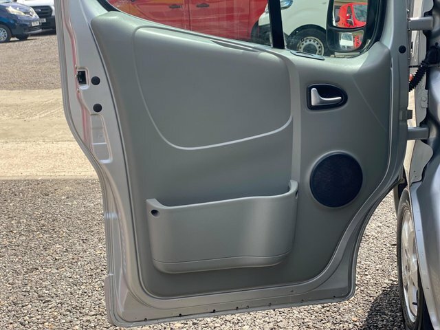 Vauxhall Vivaro Panel Van 2.0 2900 Cdti Sportive Fwd L3 2013 Silver #43