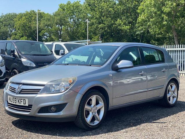 Vauxhall Astra 1.8I 16V Sri Silver #2