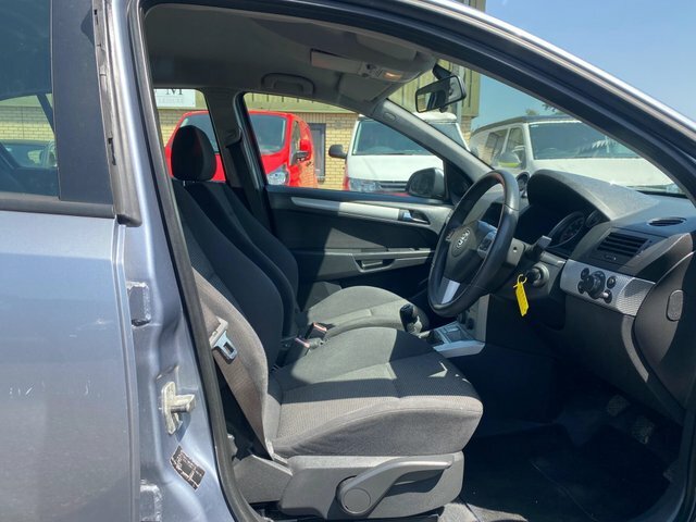 Vauxhall Astra 1.8I 16V Sri Silver #6