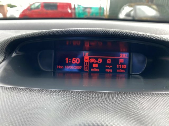 Peugeot 308 1.6 Vti S Black #30