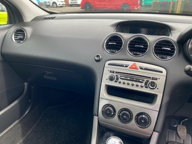 Peugeot 308 1.6 Vti S Black #7