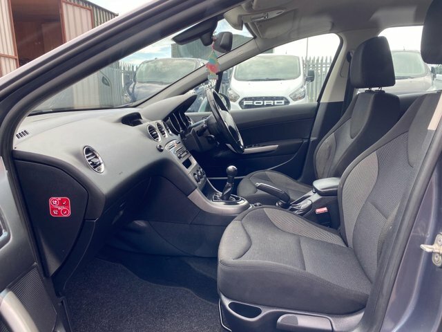 Peugeot 308 1.6 Vti S Black #42