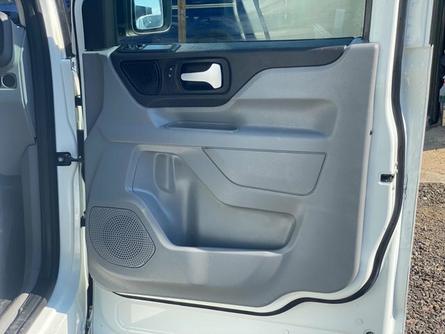 LEVC VN5 City Phev 1.5L 110Kw 31Kwh 150Ps White #42
