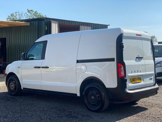 LEVC VN5 31Kwh Business Euro 6 Range Extender White #3