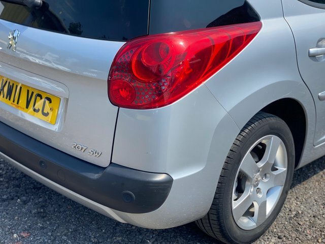 Peugeot 207 SW Sw Active 1.4 Silver #30