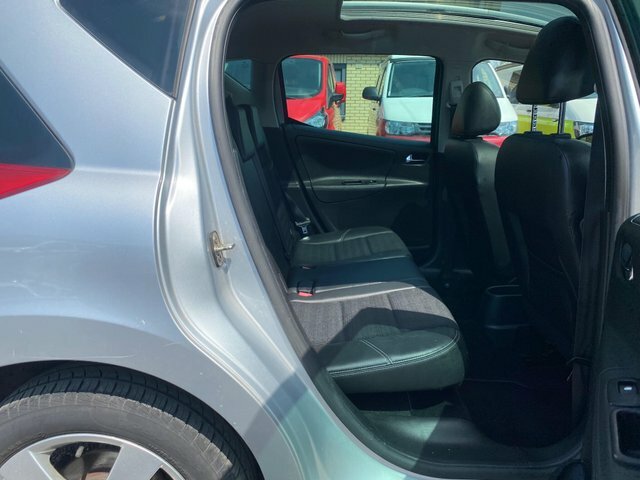 Peugeot 207 SW Sw Active 1.4 Silver #41