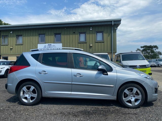 Peugeot 207 SW Sw Active 1.4 Silver #25