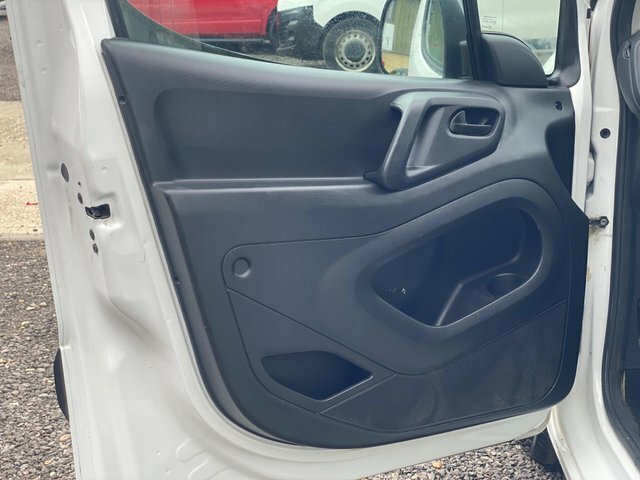Peugeot Partner 1.6 Hdi 850 Professional Panel Van Manu Silver #43