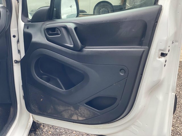 Peugeot Partner 1.6 Hdi 850 Professional Panel Van Manu Silver #35