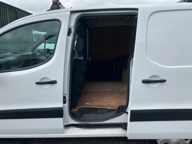 Peugeot Partner 1.6 Hdi 850 Professional Panel Van Manu Silver #39
