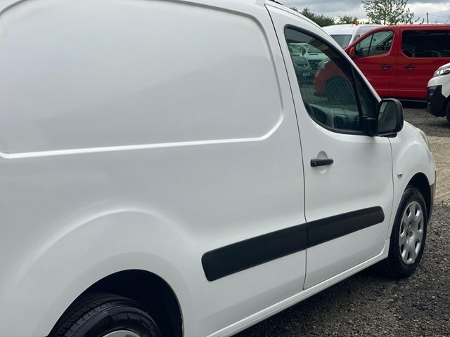 Peugeot Partner 1.6 Hdi 850 Professional Panel Van Manu Silver #28