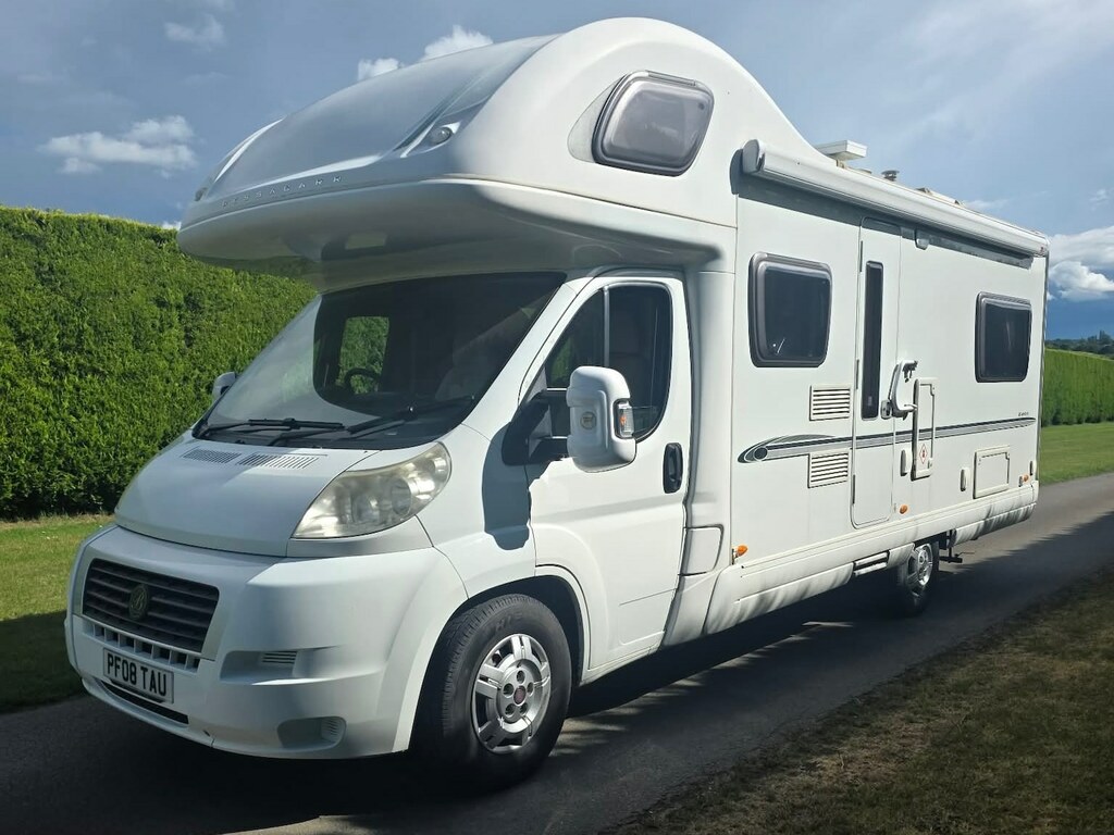 Fiat Ducato Bessacar 40 Maxi 130 M-jet 4 Berth Motorhome White #3