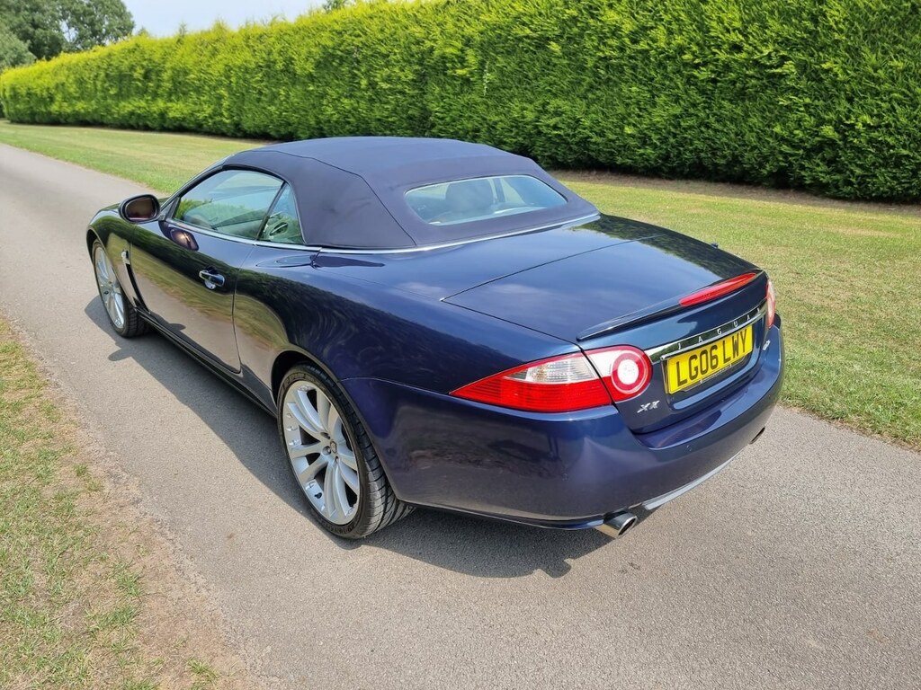 Jaguar XK 4.2 V8 Coupe Red #24