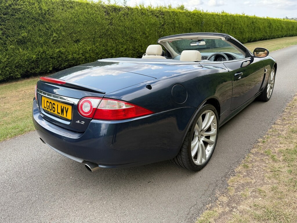 Jaguar XK 4.2 V8 Coupe Red #16