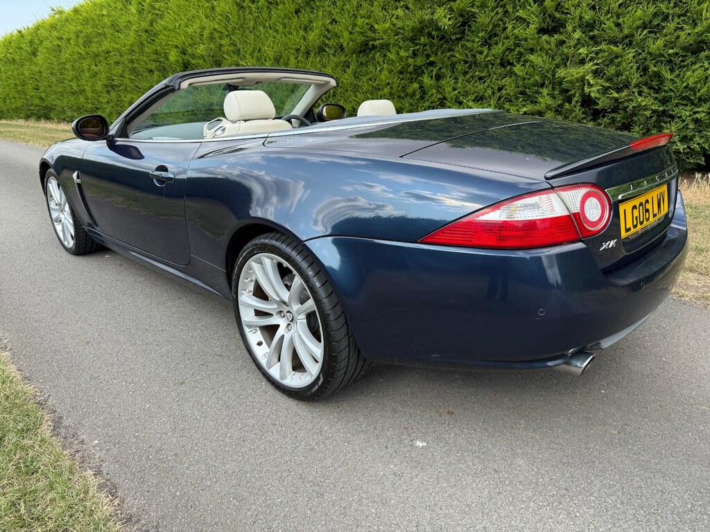 Jaguar XK 4.2 V8 Coupe Red #14