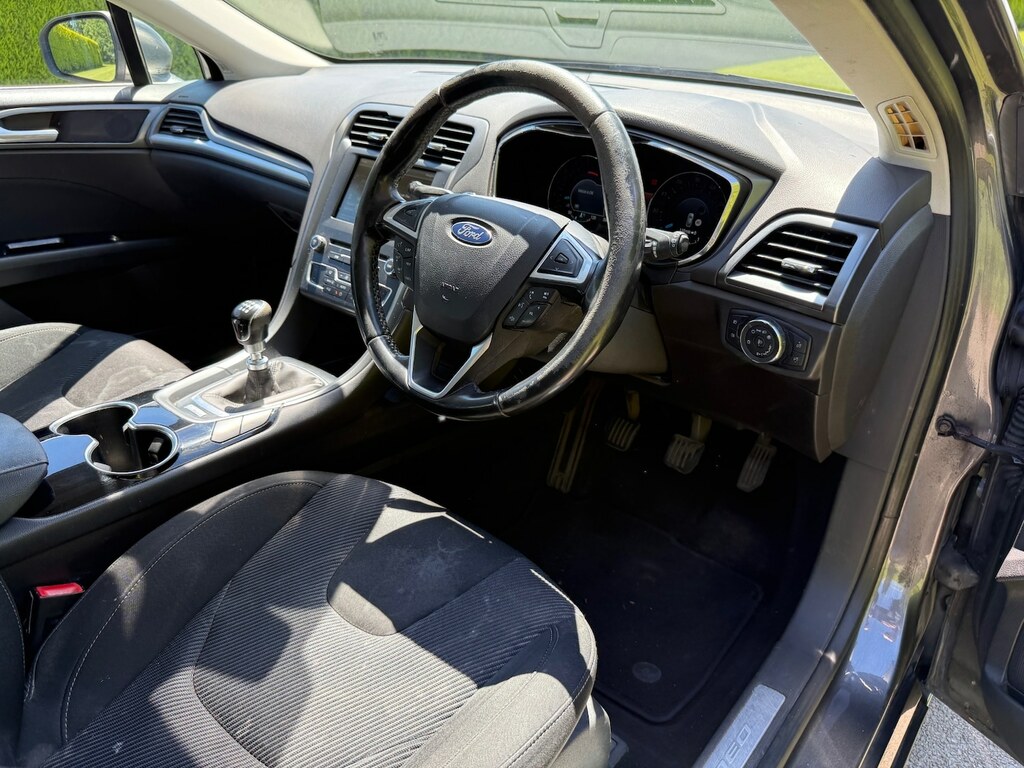Ford Mondeo 2.0 Tdci Titanium Euro 6 Ss White #8