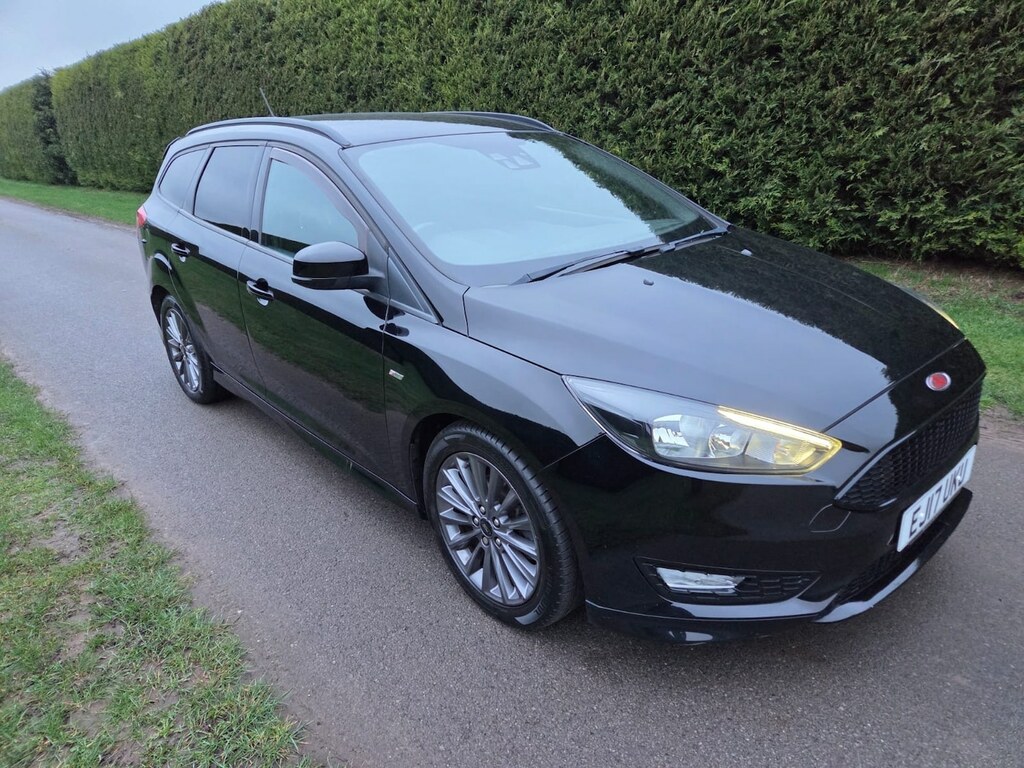 Ford Focus 1.5 Tdci 120 St-line Black