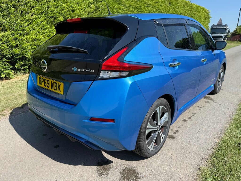 Nissan Leaf Acenta U2155 Ulez Red #7