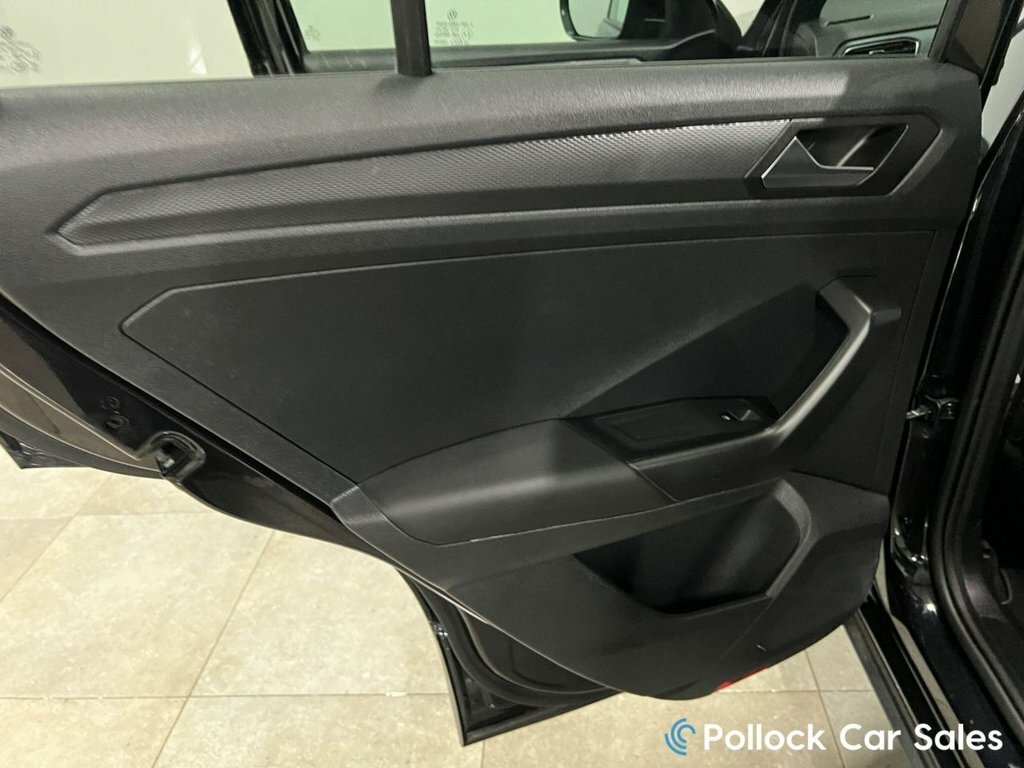 Volkswagen T-Roc Grey #36