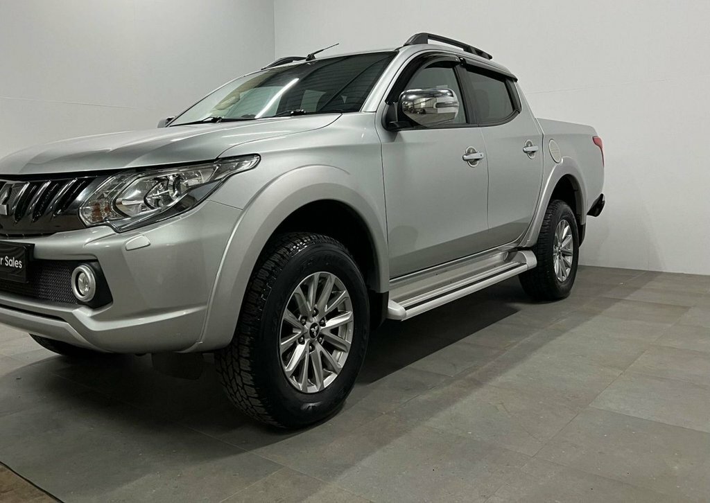 Mitsubishi L200 2.4L Dc Barbarian Black #14
