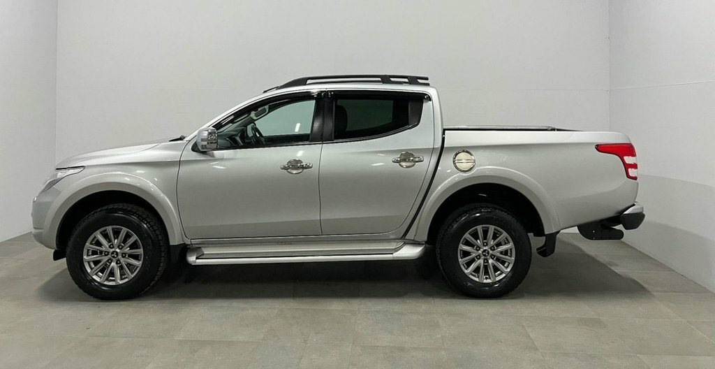 Mitsubishi L200 2.4L Dc Barbarian Silver #3