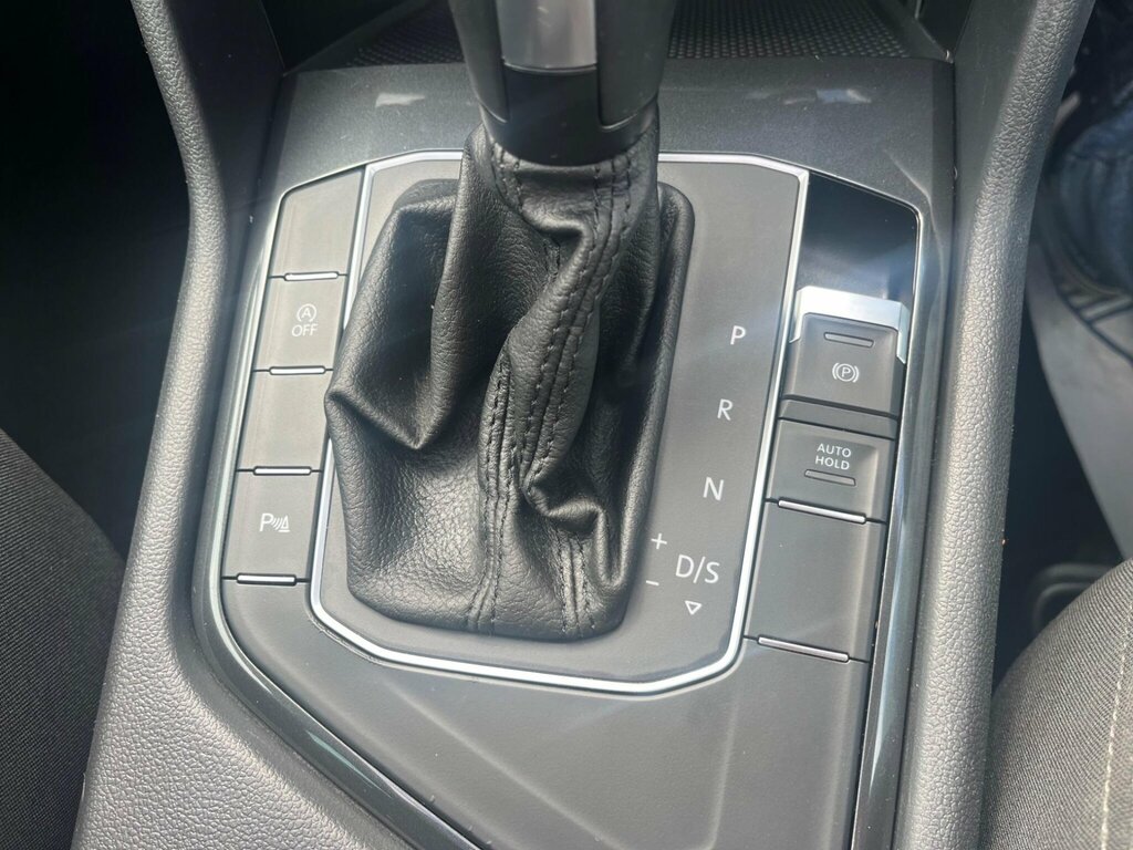 Volkswagen Tiguan R-line Tech Silver #29