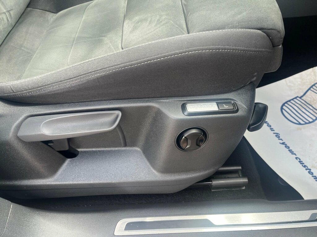 Volkswagen Tiguan R-line Tech Silver #28