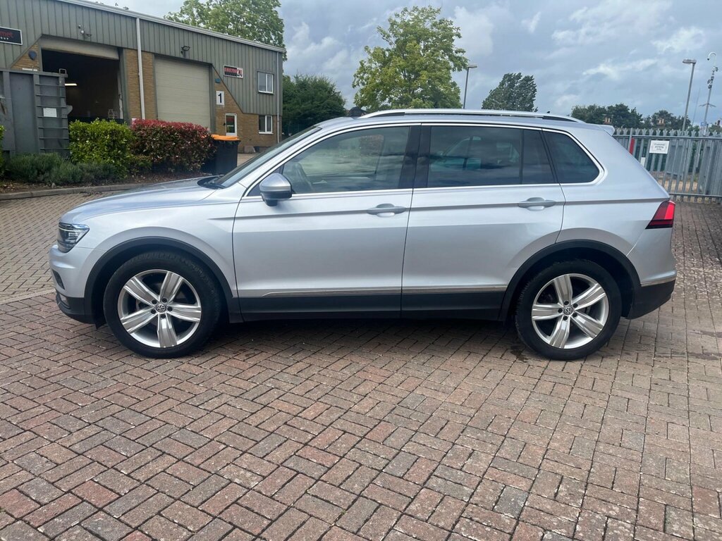 Volkswagen Tiguan R-line Tech Silver #16