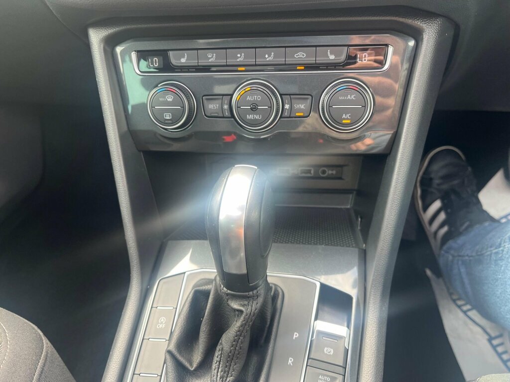 Volkswagen Tiguan R-line Tech Silver #46