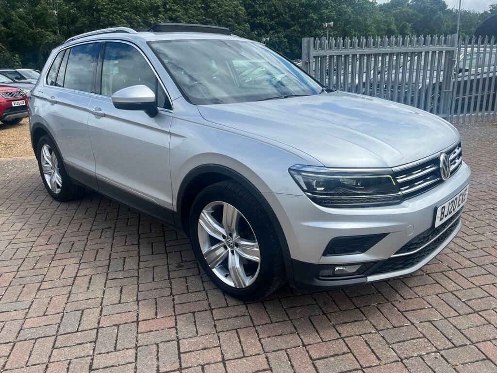 Volkswagen Tiguan R-line Tech Silver #1