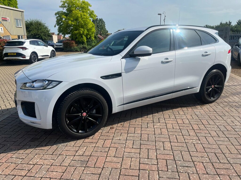 Jaguar F-Pace 2.0 D180 Chequered Flag Awd Euro 6 Ss White #4